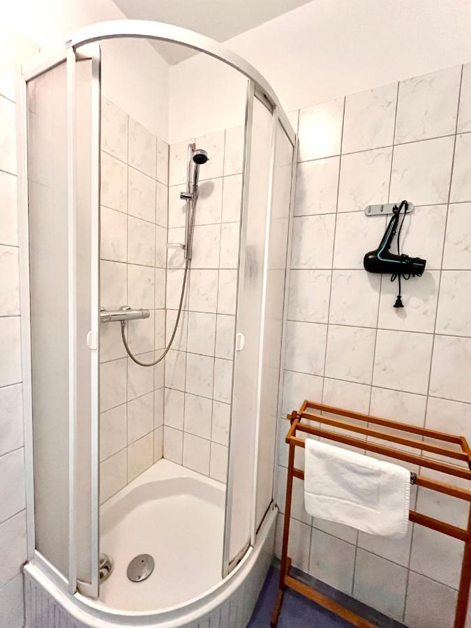 Pension Tokus Nuremberg ภายนอก รูปภาพ